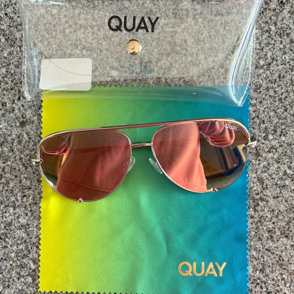 Quay Australia Gold Aviator Sunglasses men or women never used